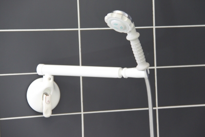 Shower Head Positioner with Swivel Arm